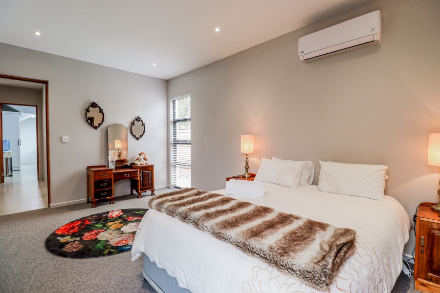 3 Bedroom Property for Sale in The Coves North West